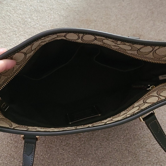 Coach Shoulder Bag, EUC. - Picture 6 of 11